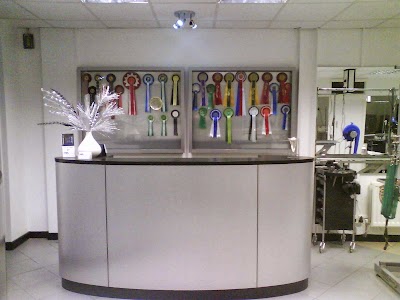 Grooming Van Image