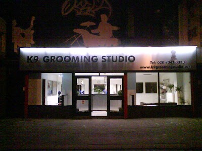 Grooming Van Image