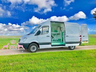 Grooming Van Image