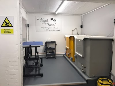 Grooming Van Image