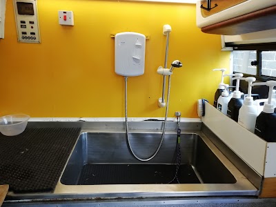 Grooming Van Image
