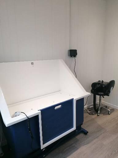 Grooming Van Image