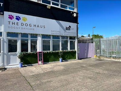 Woof & Ready Dog Grooming and Pet Services Ltd