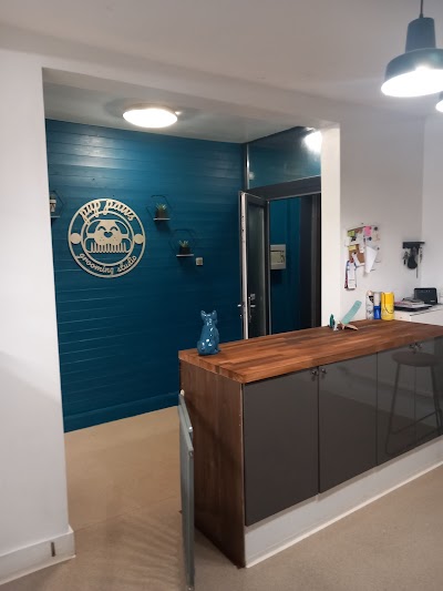 Pup Paws Grooming Studio